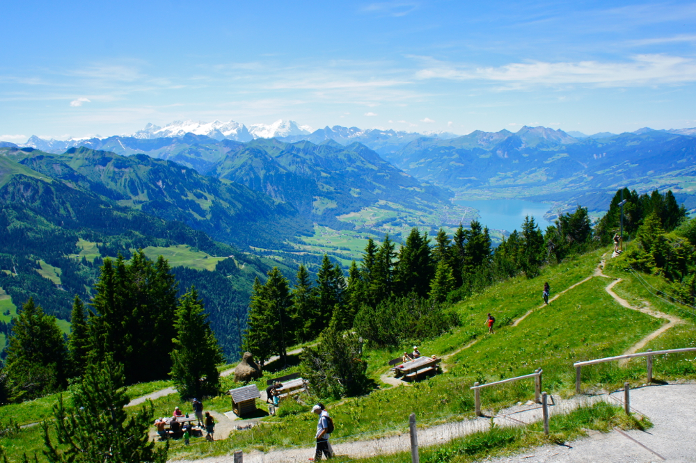 絶景の山を歩く スイス 気軽に楽しむハイキング Swi Swissinfo Ch 絶景の山を歩く スイス 気軽に楽しむハイキング Swi Swissinfo Ch