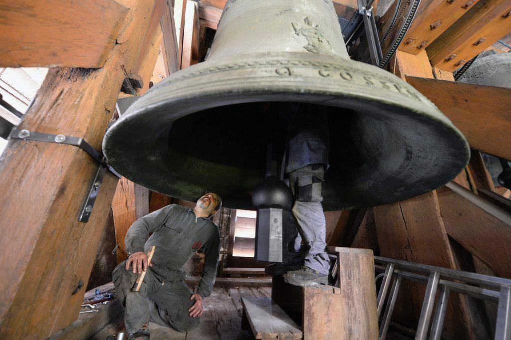 Church bells charm and annoy their listeners - SWI