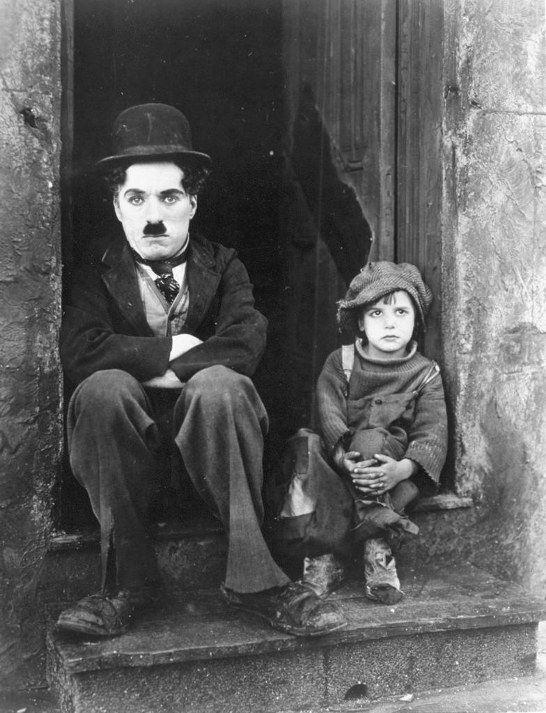 What the Tramp tells us about Charlie Chaplin - SWI swissinfo.ch
