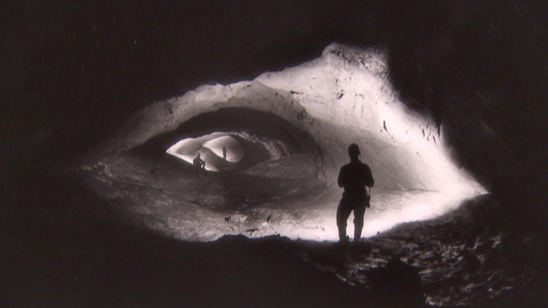 Underground labyrinth attracts scientists and tourists SWI swissinfo.ch