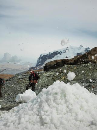 人工降雪機で温暖化に対抗 Swi Swissinfo Ch
