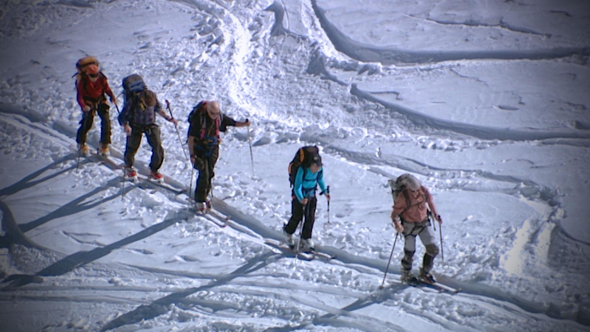Raising awareness of avalanche danger SWI swissinfo.ch