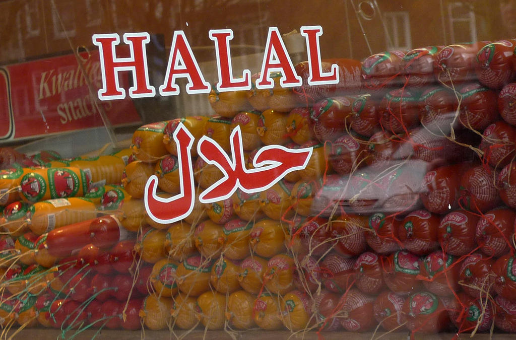 Swiss firms look to profit from halal market SWI swissinfo.ch