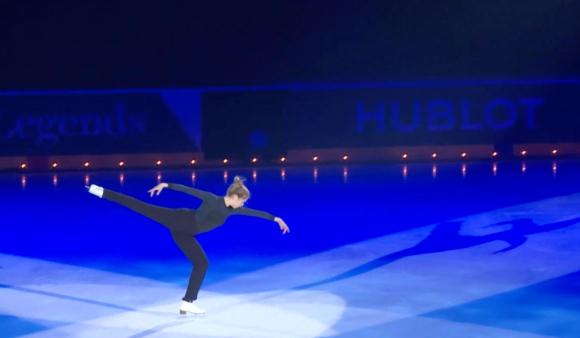アイスレジェンド ランビエール コストナー 大輔 真央 ブニアティシヴィリが紡ぐ夢のひととき Swi Swissinfo Ch アイスレジェンド ランビエール コストナー 大輔 真央 ブニアティシヴィリが紡ぐ夢のひととき Swi Swissinfo Ch