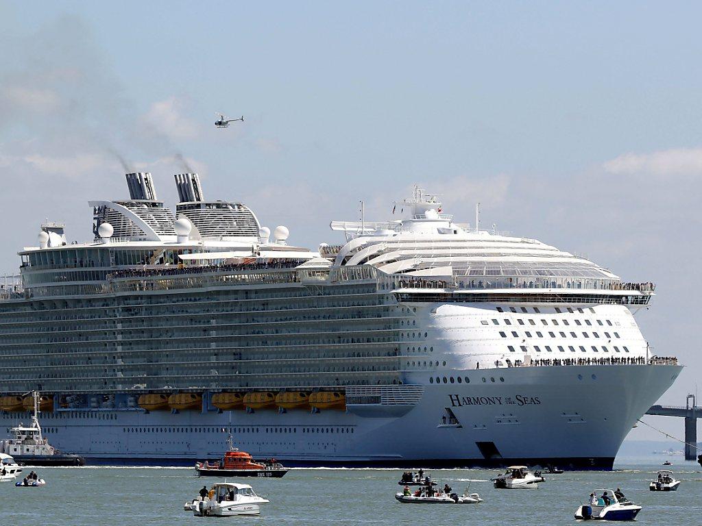 Weltgrösstes Kreuzfahrtschiff in Frankreich vom Stapel gelaufen SWI