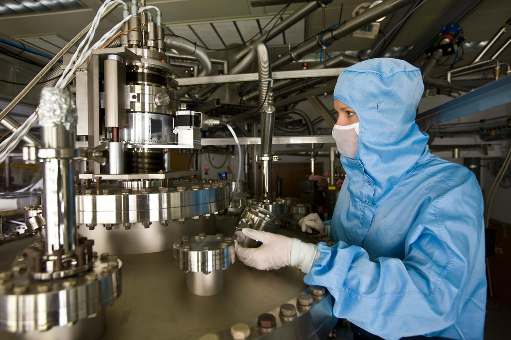 Nanoscientists from Switzerland win top honour - SWI swissinfo.ch Nanoscientists from Switzerland win top honour