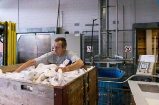 Plongee Dans La Buanderie La Plus Moderne De Suisse Swi Swissinfo Ch