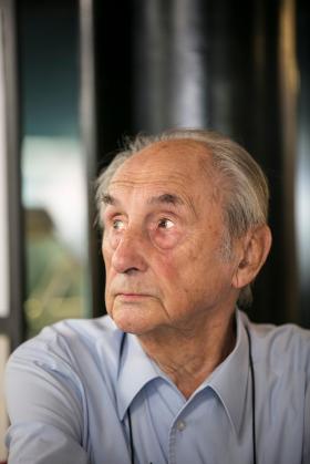 بيير روم، 93 عاماً مُحارب على الإنترنت في خدمة الحركة الشبابية المسماه Operation Libero.