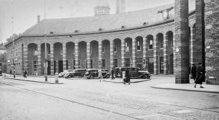 محطة قطار إنغه بزيورخ عام 1937.