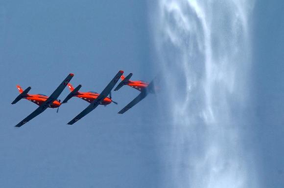 Three PC-7 airplanes