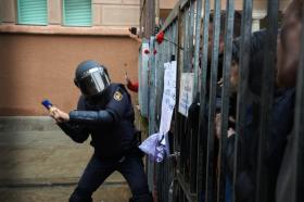 Polizeigewalt während der Abstimmung über die Unabhängigkeit Kataloniens vom 1. Oktober 2017.