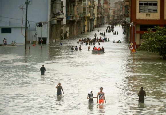 La Habana, inundada por Huracán Irma