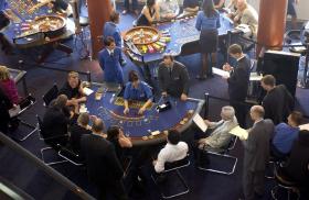 Mesa de juego en un casino