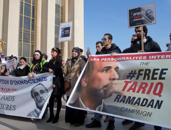 Paris protest in support of Tariq Ramadan