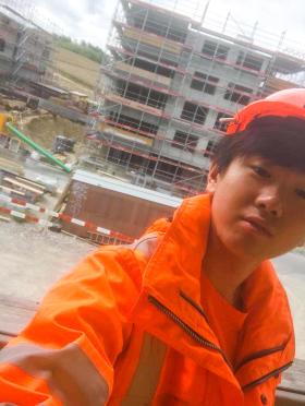 学这个职业，必须常常去工地。