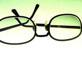 Essilor-Luxottica, nasce big mondiale lenti e montature - SWI swissinfo.ch