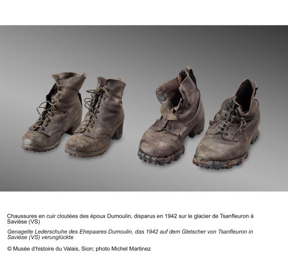 Two pairs of old boots found on Swiss glacier