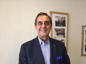 Carlos E. Represas