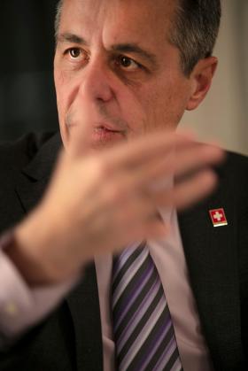 وزير الخارجية السويسري إينياتسيو كاسّيس
