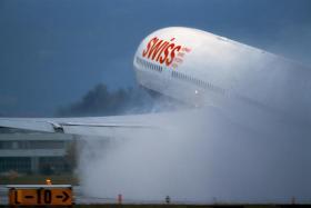 Un avion Swiss qui décole