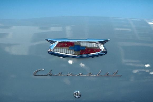 Chevrolet bowtie logo on car