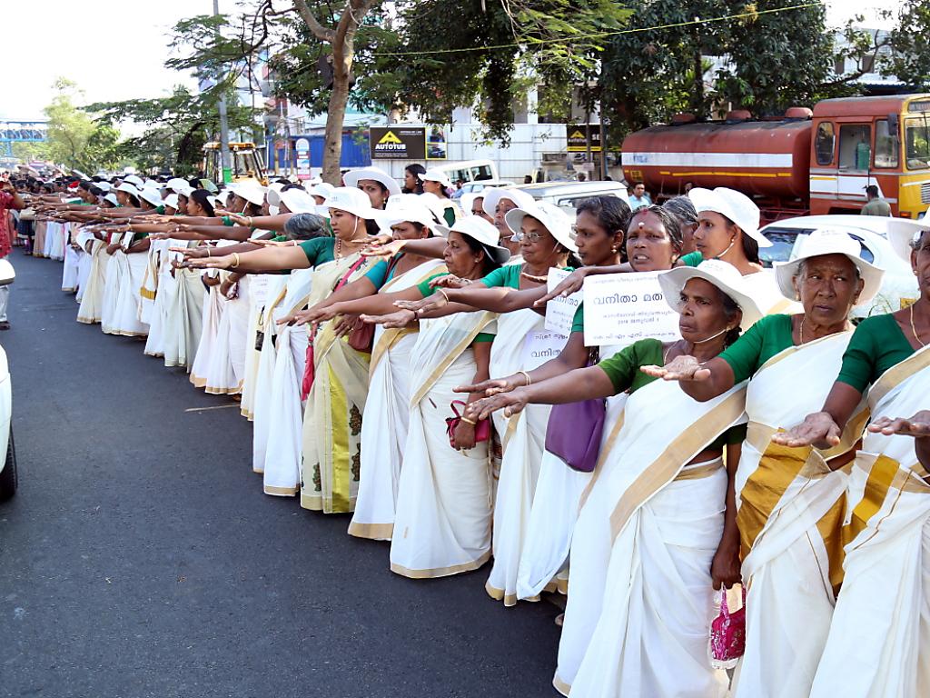 India due donne riescono a entrare in tempio indù Kerala SWI swissinfo.ch India due donne riescono a entrare in tempio indù Kerala SWI swissinfo.ch