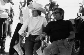 Blake Edwards con su esposa, la atriz Julie Andrews en 1969