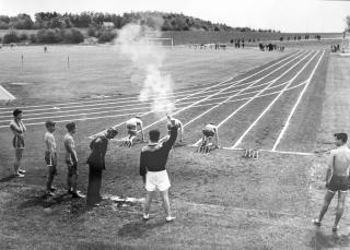 Sprintwettkampf bei der Einweihung der ersten Bauetappe der Eidgenoessischen Turn- und Sportschule Magglingen