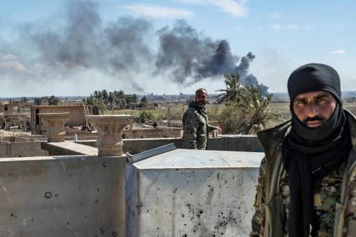 Continúa evacuación de civiles del último del EI en Siria - SWI swissinfo.ch