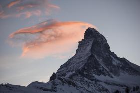 瑞士最具标志性的山峰今年已经夺去了六条生命。