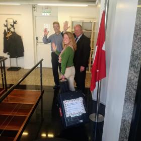 Tres empleados del Consulado Regional de Suiza en Buenos Aires