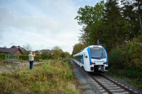 Stadler公司“FLIRT Akku”列车在瑞士试运行。