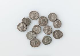 Pièces d argent romaines