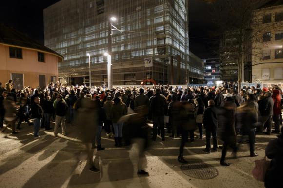 Cientos de personas indocumentadas en las calles de Ginebra