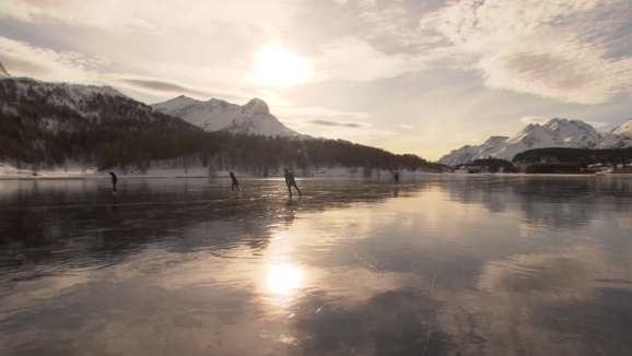 The frozen Lake Sils