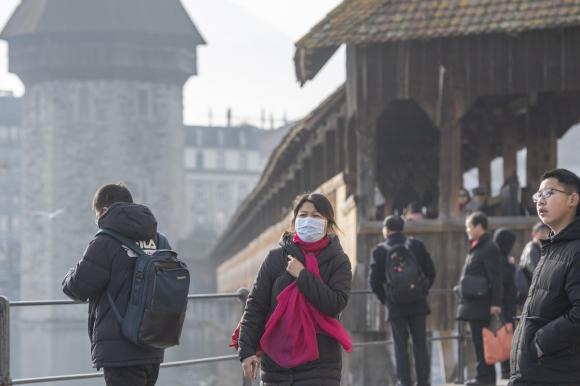 冠状病毒疫情，中国游客在卢塞恩