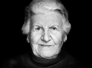 Nina Weil