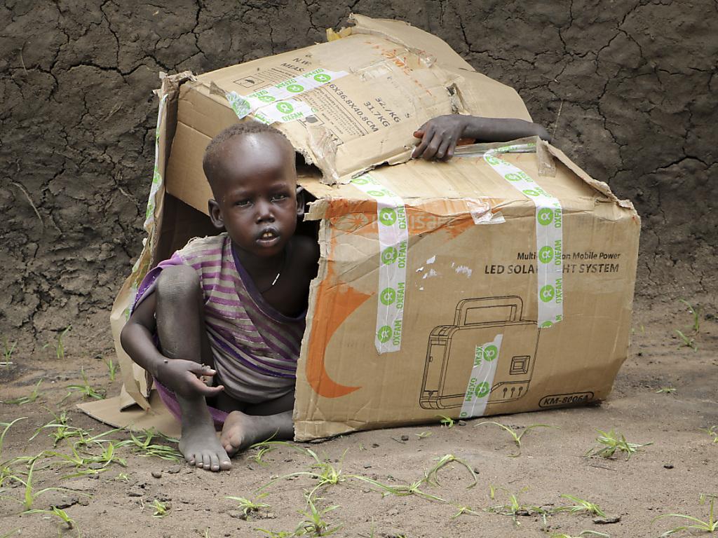 Un demimillard de personnes dans le monde menacées par la pauvreté SWI swissinfo.ch Un demimillard de personnes dans le monde menacées par la pauvreté SWI swissinfo.ch