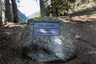 Stein mit Inschrift