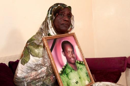 عائلات سودانية تروي نضالها للعثور على رفات ضباط أعدموا على يد نظام البشير قبل 30 عاما Swi Swissinfo Ch