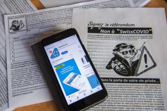 Raccolta di firme contro l app di tracciamento dei contagi SwissCovid