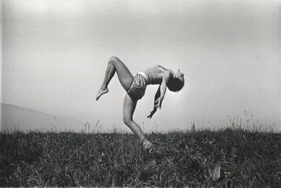 Expressive dancer in about 1927.