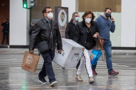 Black Friday shoppers with masks