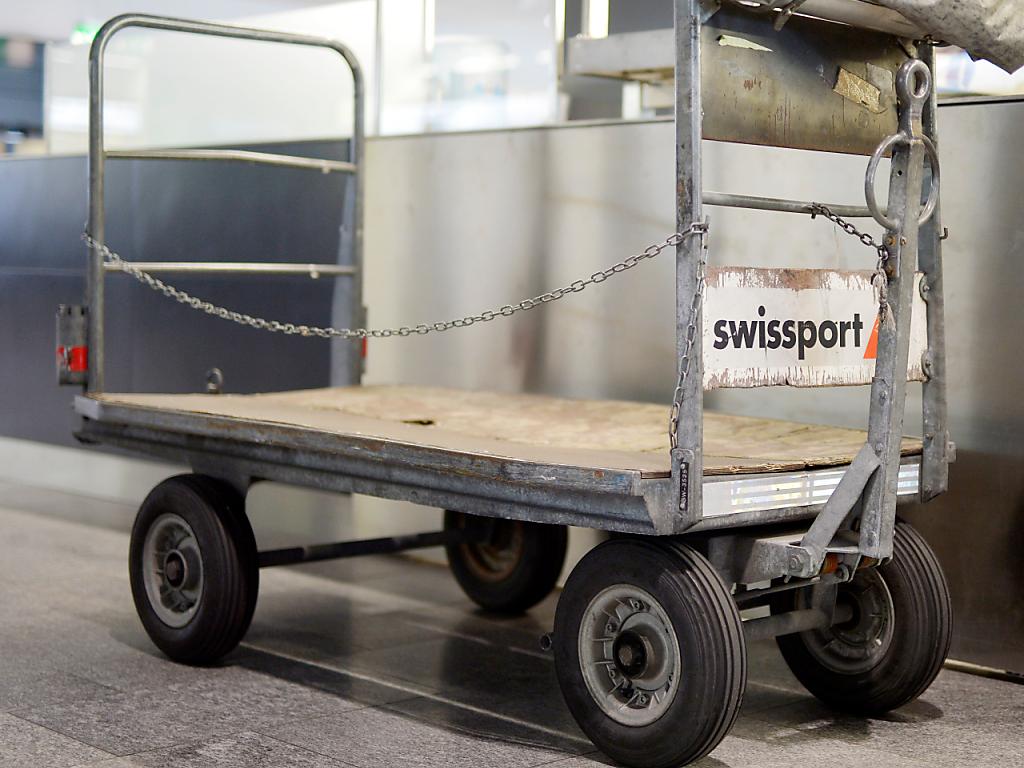 Swissport lanciert Hotline für CoronaReisebestimmungen SWI swissinfo.ch