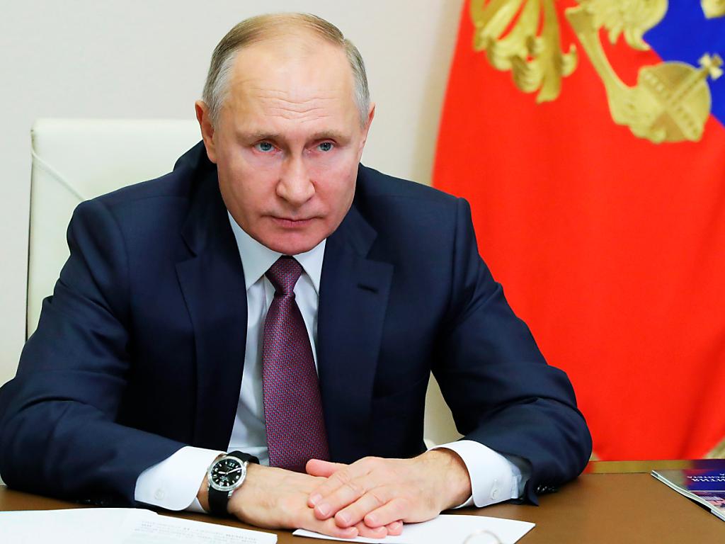 Putin in Neujahrsrede: Kampf gegen Corona "hört keine Minute auf" - SWI