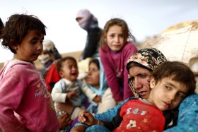 Mujeres y niños sirios refugiados en Turquía