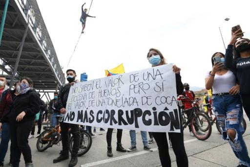 Masivas protestas contra reforma tributaria en Colombia ...