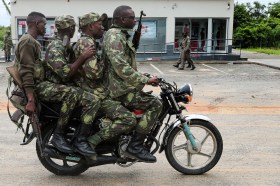 soldats mozambicains