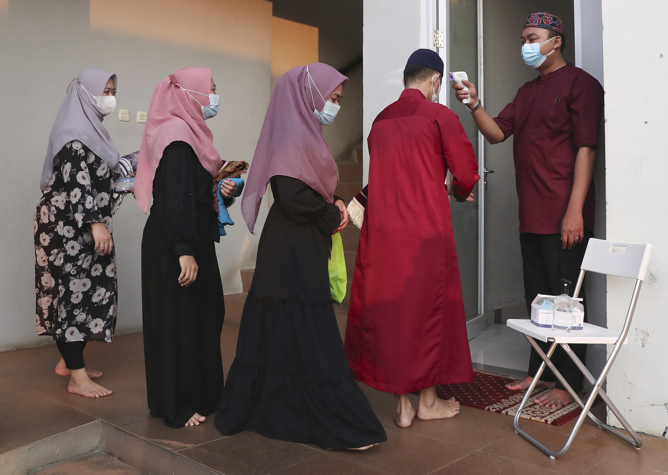 Swiss kirim bantuan medis untuk “Covid” ke Indonesia
