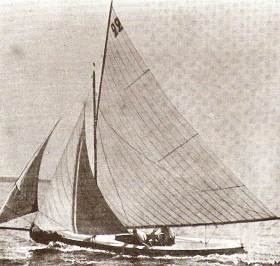 Foto eines Regattabootes aus dem frühen 20. Jahrhundert